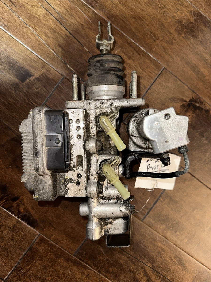 トヨタ TOYOTA プリウス ABS ブレーキポンプ　2009-2012 2010-2015 Toyota Prius Hybrid ABS Brake Pump Actuator Assembly P/N