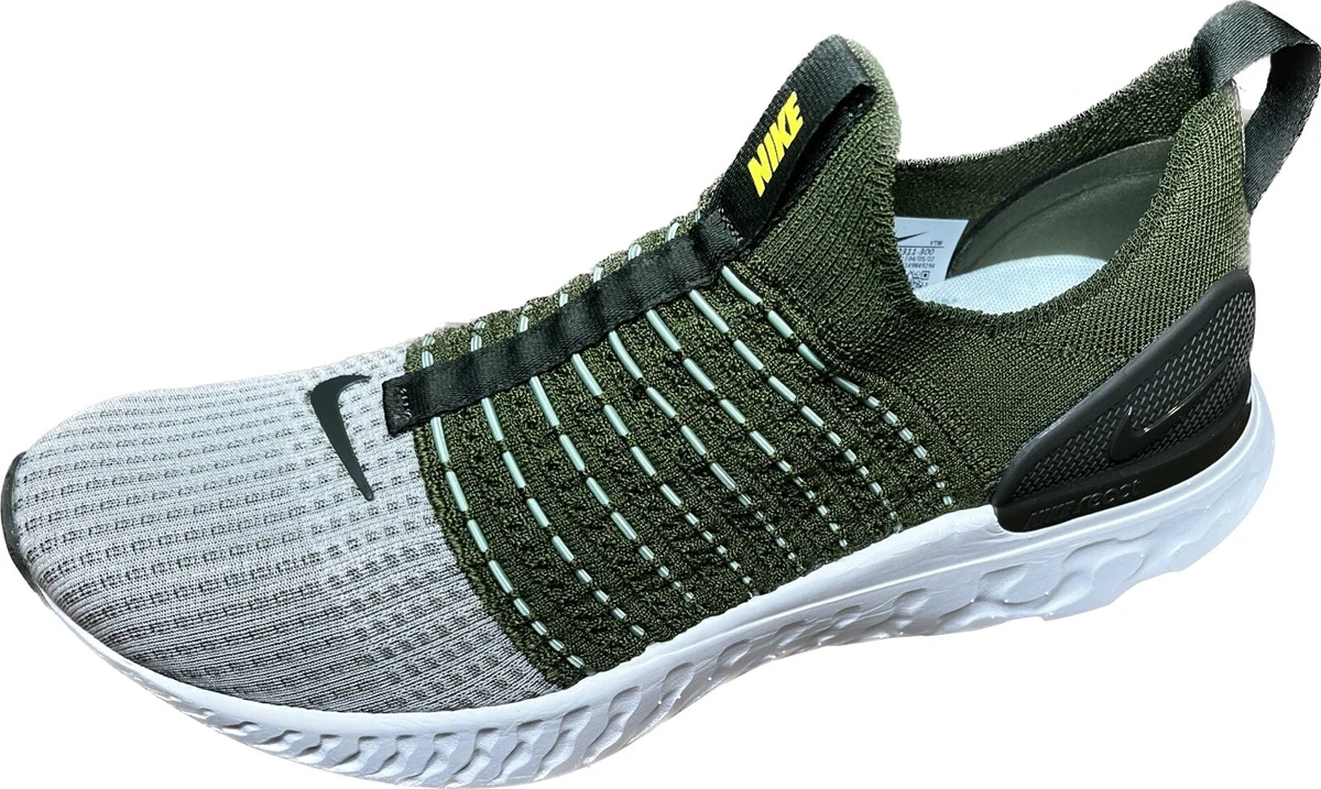 Nike react sales flyknit slip on