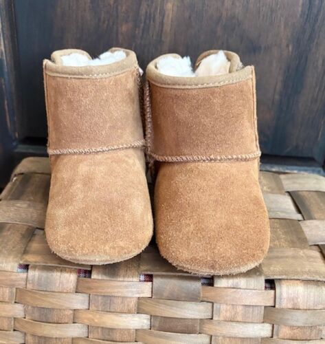Stivali marroni UGG Jesse Bow II bambina taglia 4/5 - Foto 3 di 5