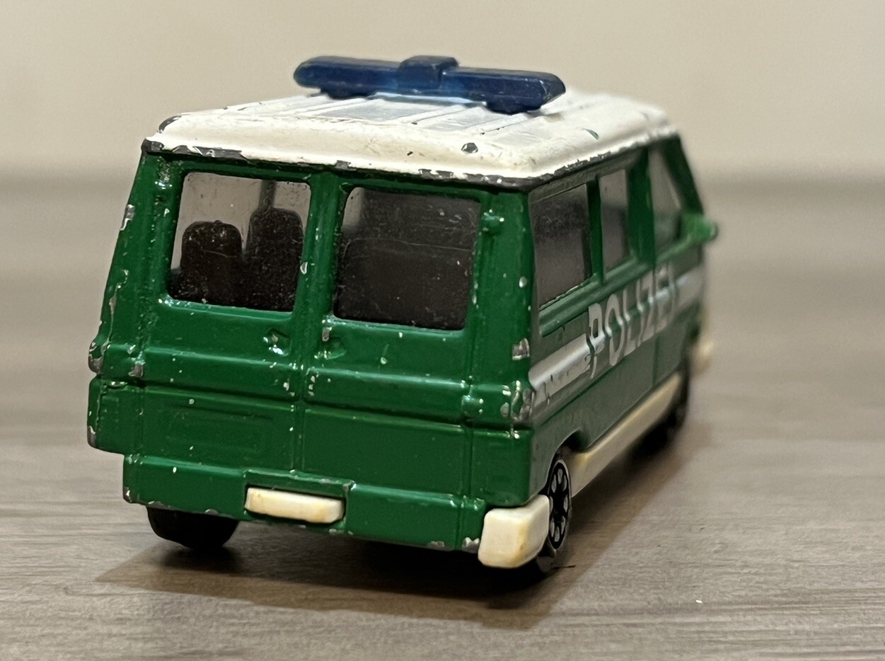 Picture 5 of 8