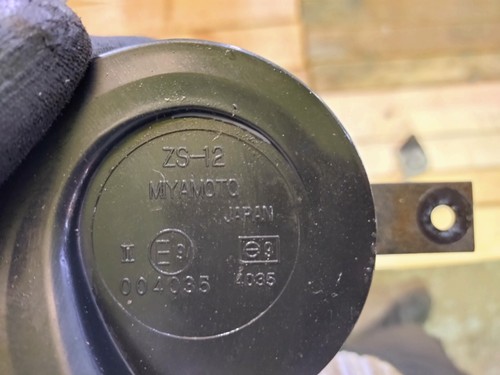 INFINITI Q50 SET OF TWO HORN SIREN SIGNAL - Picture 3 of 4