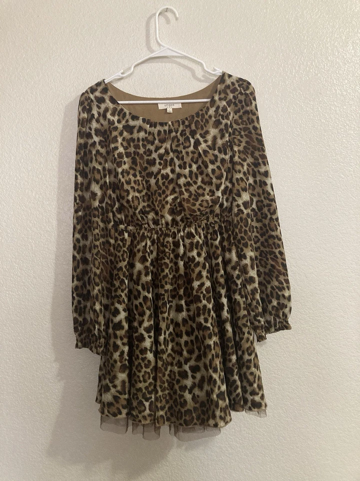 Umgee Long Sleeve Cheetah Dress Shades of Brown and Tan with Tulle Size Large