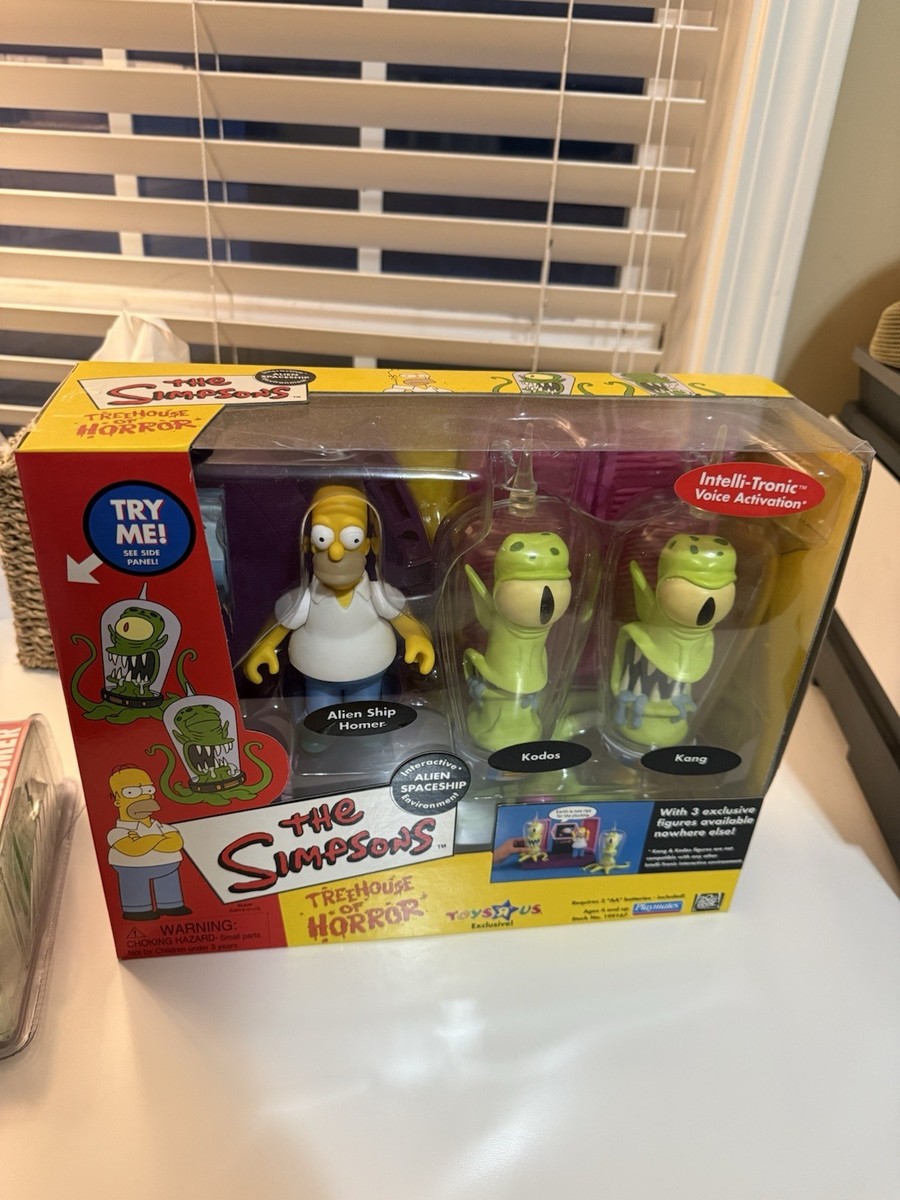 Playmates Simpsons Treehouse of Horror Homer Kodos Kang Toys R Us