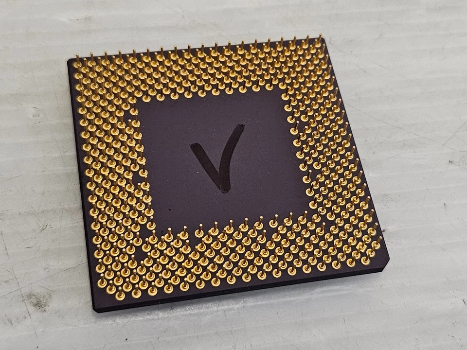 AMD Athlon 1000MHz, A1000AMT3B, Vintage Processor, Socket A (462) - WORKING - Image 2 of 2