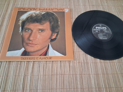RABATTPREIS LP 33 TOURS Johnny Hallyday - Hinter der Liebe