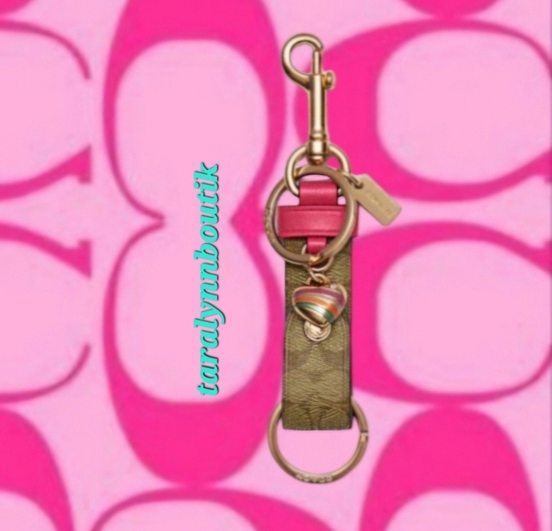 アクセサリー COACH Pink double heart keychain charm $_12.JPG?set_id=880000500F