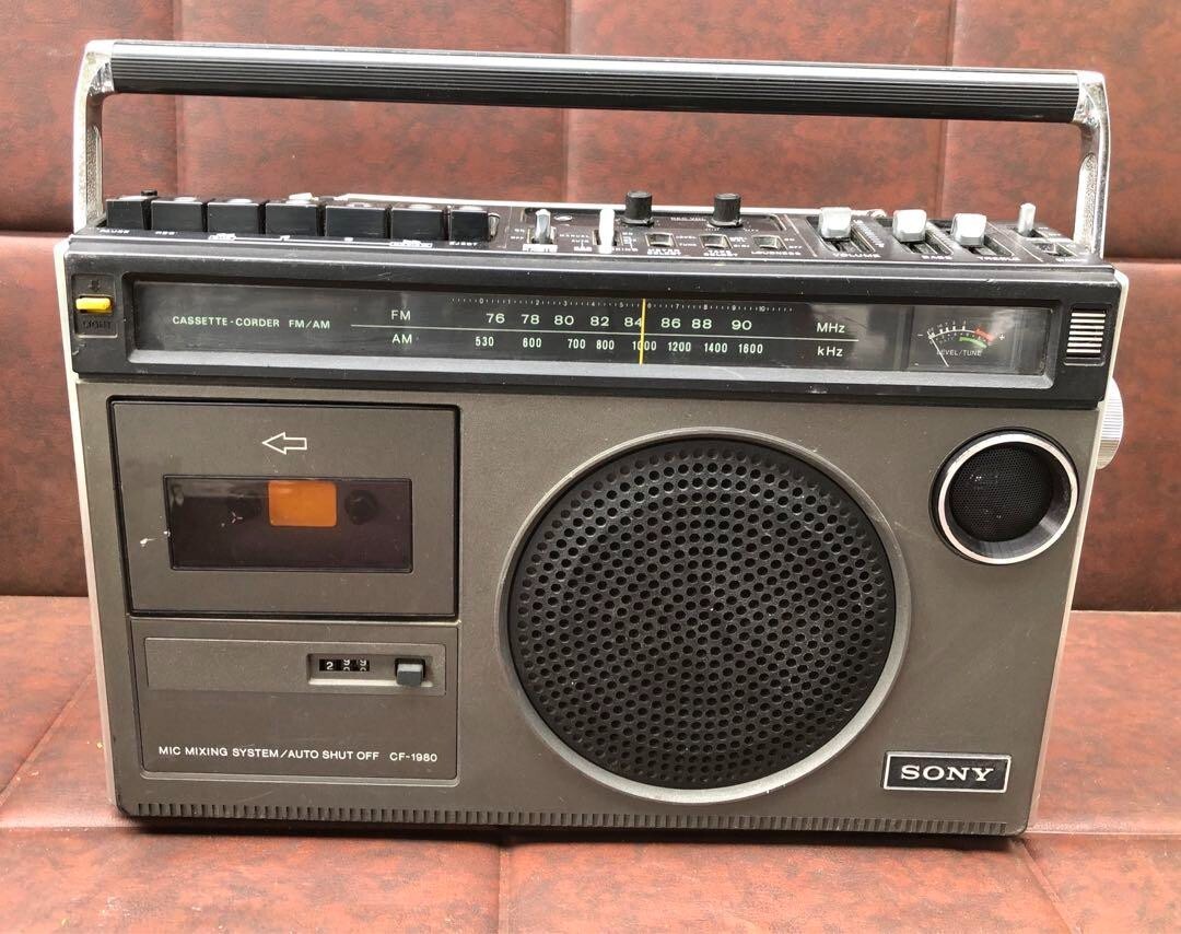 ♪SONY CASSETTE-CORDER FM/AM CF-1980【06】♪ Sony Radio Cassette CF-1980 Maintained Used Good Working