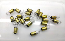 QUANTITY OF 20  MIDGET  GROOVE  TYPE  T 1 3/4    28V  @ 40mA  BULBS
