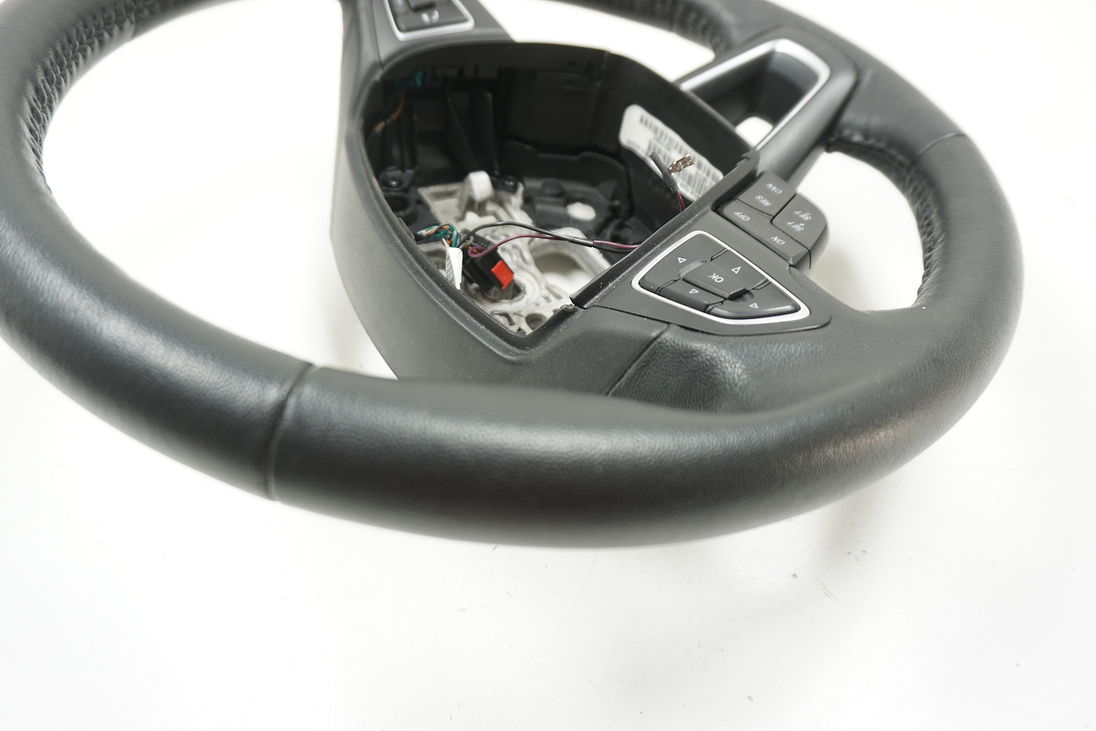 19 20152019 Ford Escape Steering Wheel Used Oem (gj5z3600bb) eBay