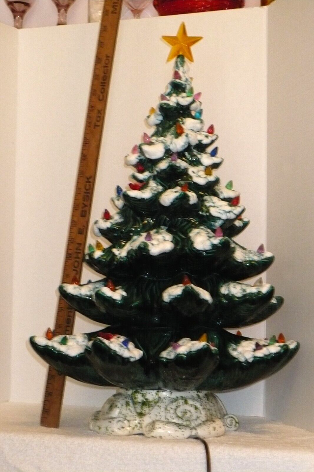 Vintage 24" Atlantic Mold Ceramic Christmas Tree Green 24 X 16 Flocked