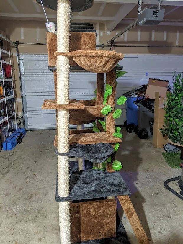 Árbol para gatos Go Pet Club 77 pulgadas, marrón/negro Foto 4 de 4