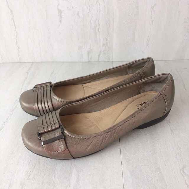 clarks propose pixie flat