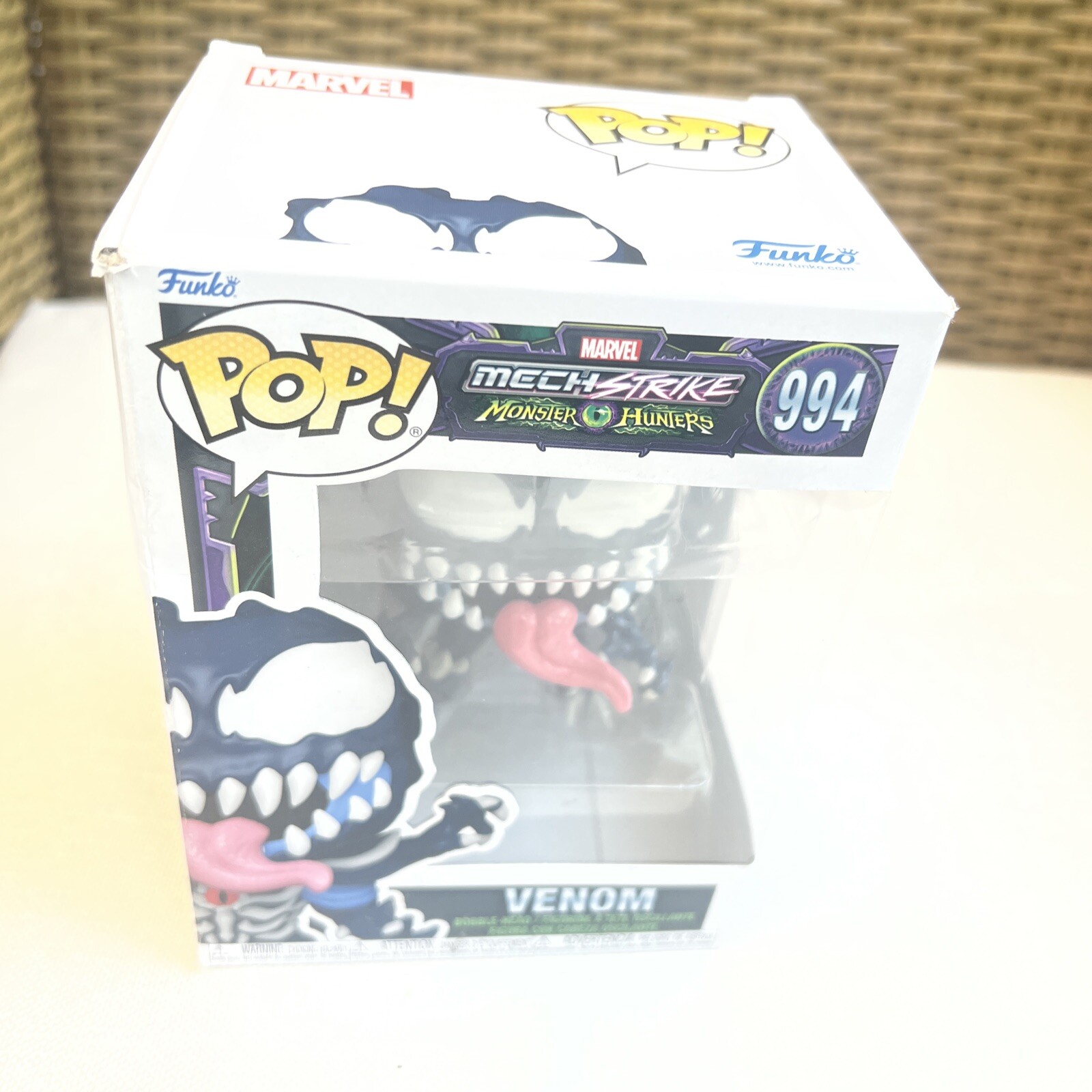 En Oferta Marvel Monster Hunters Venom Funko Pop! Figura Vinilo #994 Caja Daños