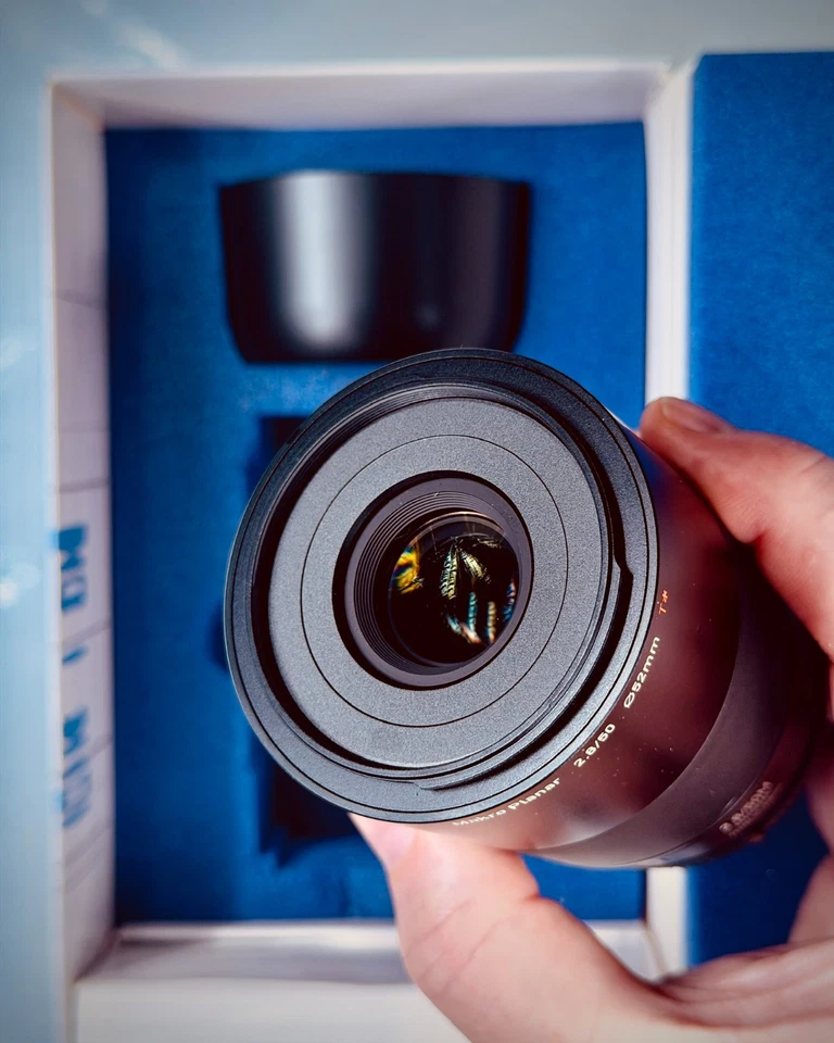 Lente macro Zeiss Touit 50 mm f/2,8 M montura Sony E - Excelente estado - Envío gratuito Foto 2 de 4