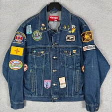 Vintage Wrangler Denim Jacket Men's Medium Tons of Pins and Patches Parks Museum