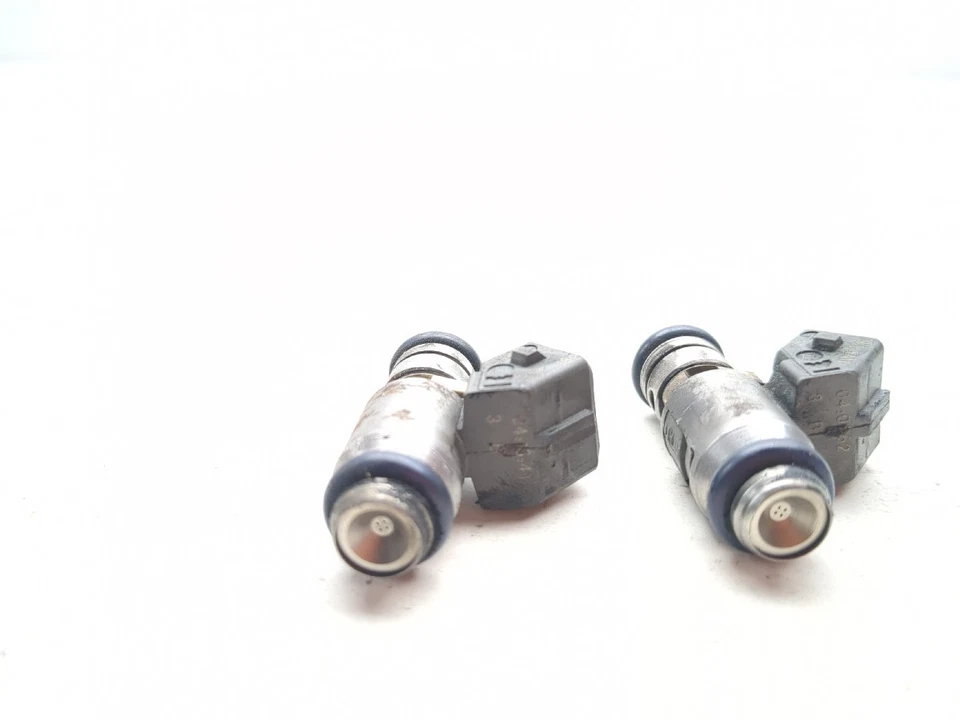 Газовые топливные форсунки 07 08 Harley FLHT Electra Glide 27609-01B - Изображение 4 из 4