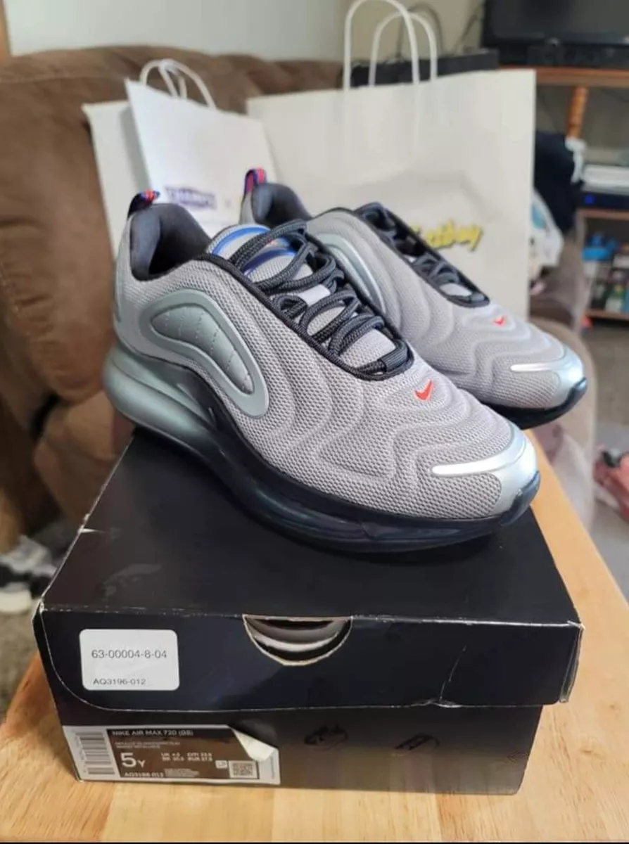 Nike 720 on sale size 5