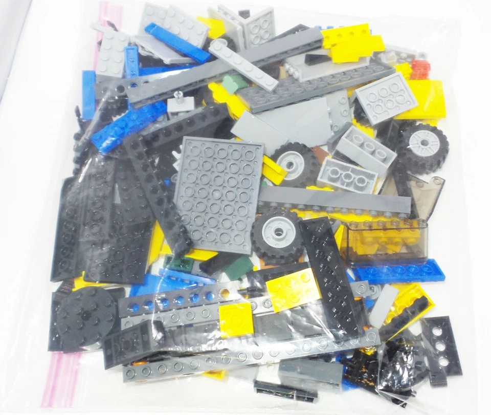 Lego City Construction 60075 - Excavator and Truck - COMPLETE w/ 3 Manuals - Image 4 of 4