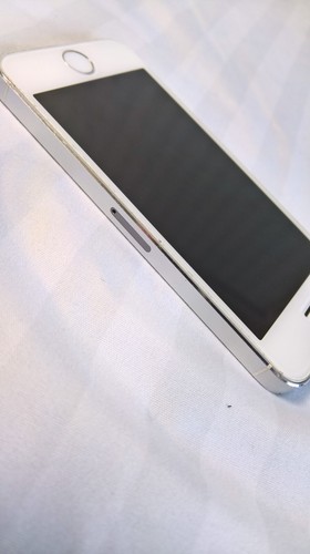Iphone 5S White A1533 - E2642A Dead with extended battery - Picture 6 of 12