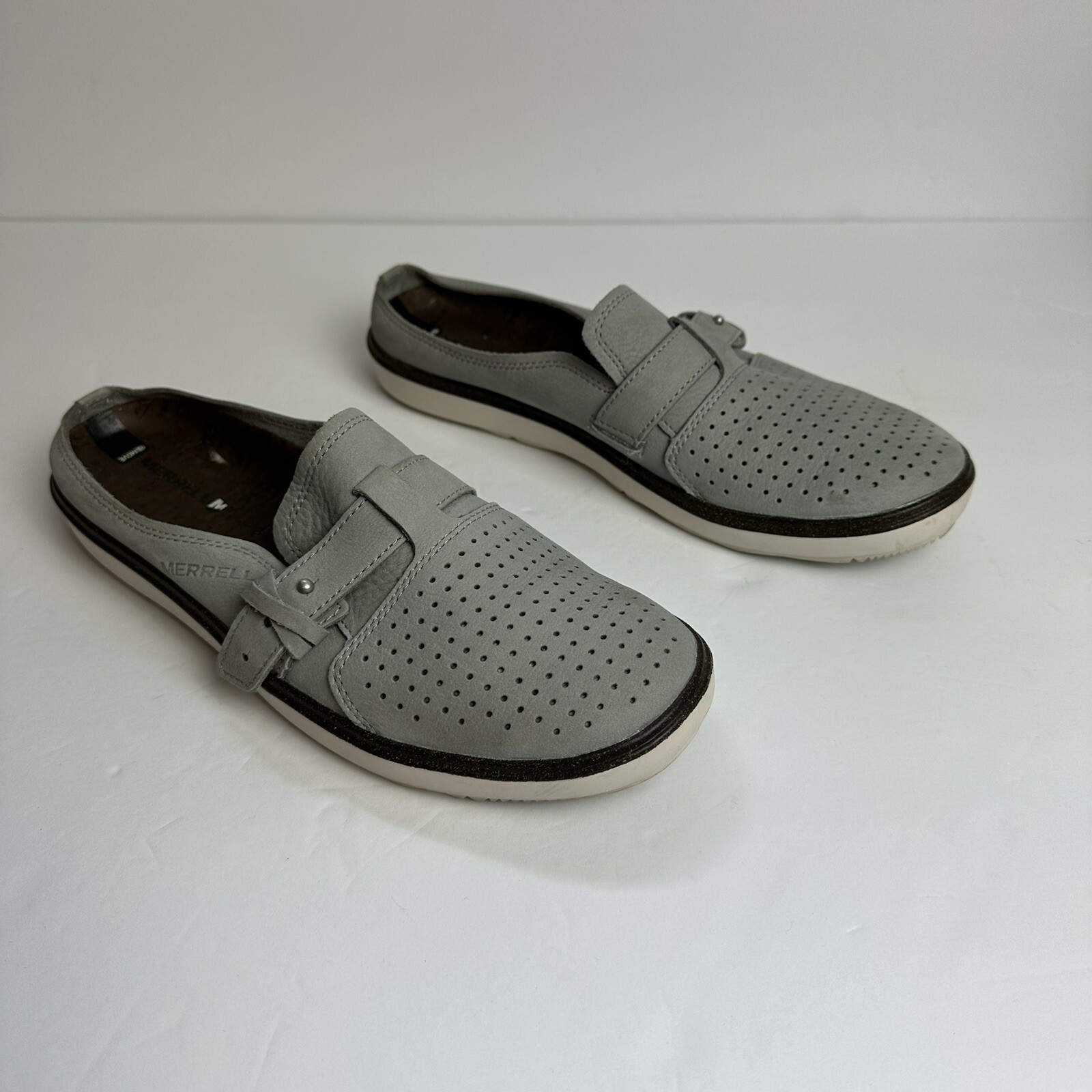 Scarpa Merrell Mule Around Town traforata uomo taglia 8 5 slip on pelle grigio