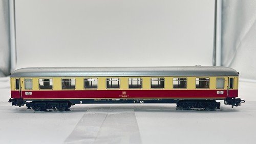 Märklin H0 4085 TEE/IC compartment car Avüm 111 1. Class DB Without Original Packaging