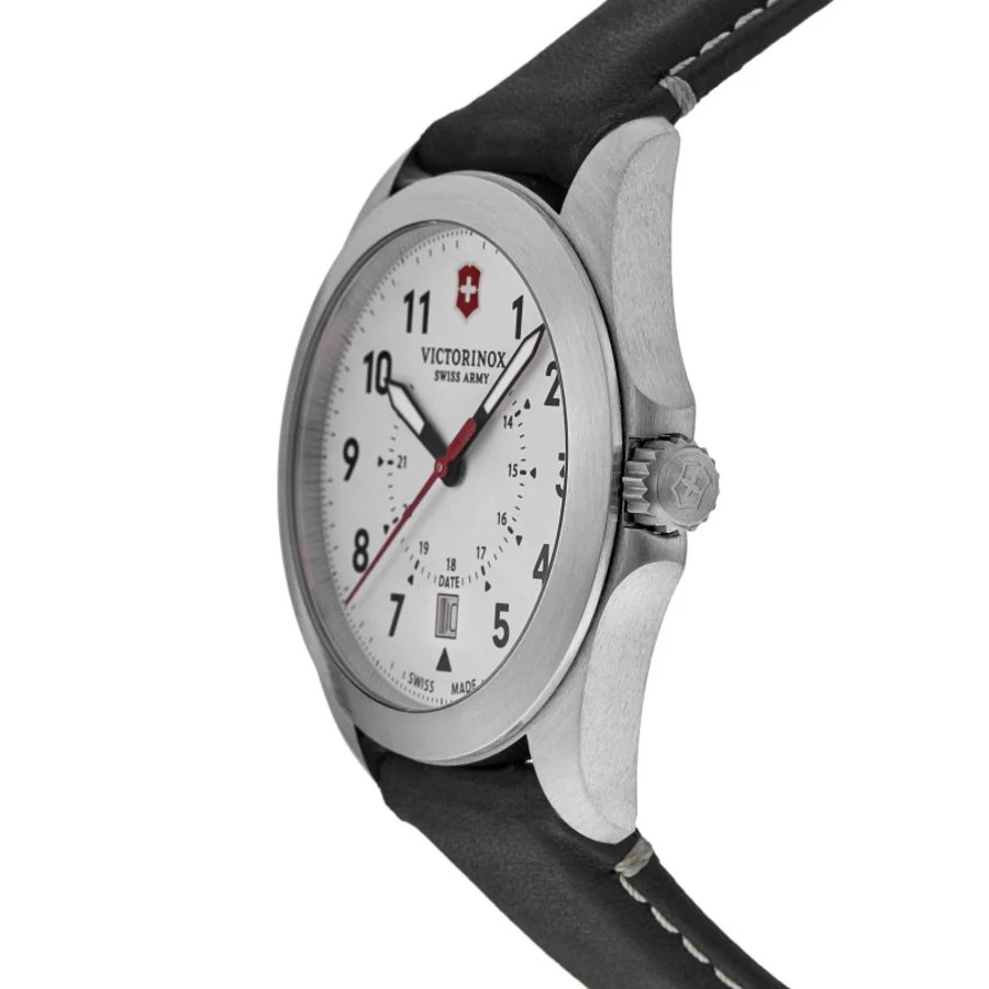 Victorinox Swiss Army Heritage Quartz White Dial Black Men's Watch