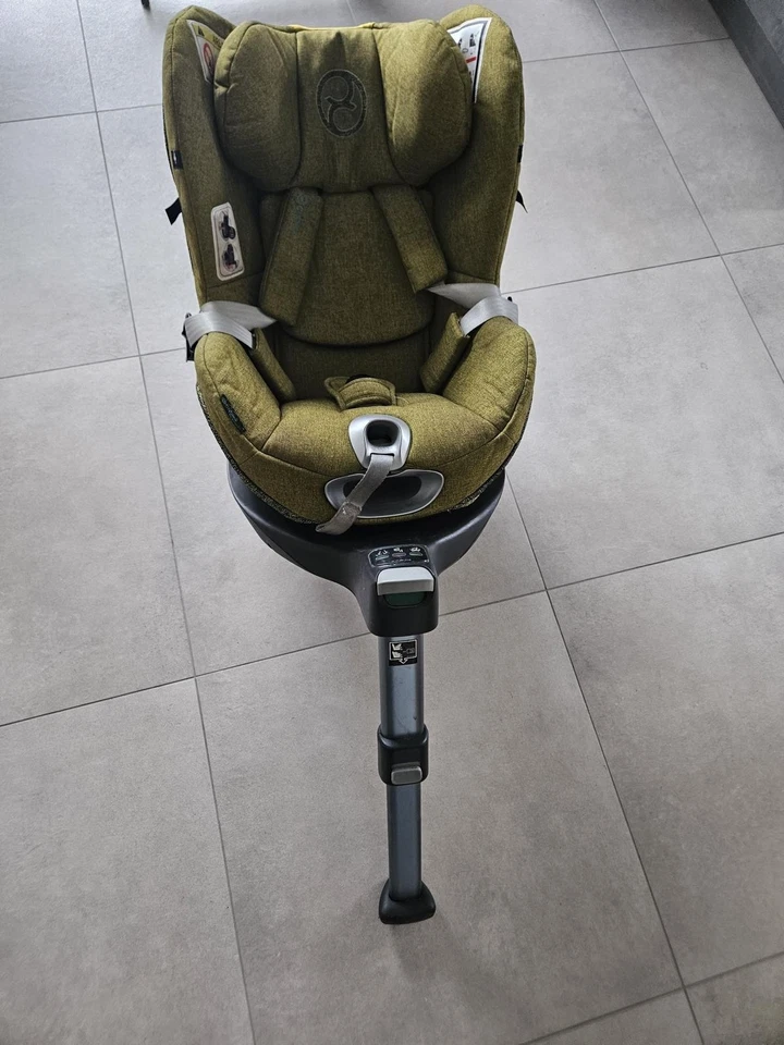 Cybex Platinum Sirona Z i-Size Reboarder mit Base zum drehen - Bild 2 von 4