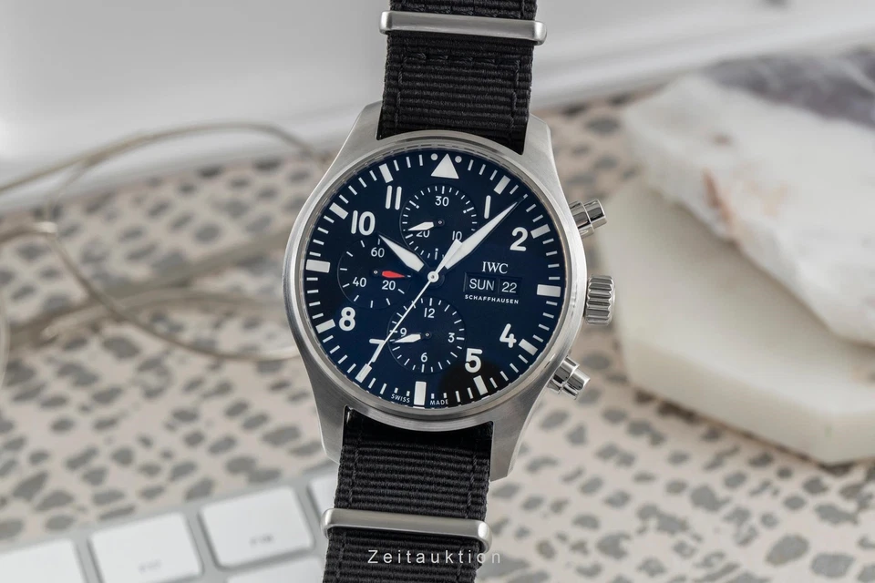 IWC Pilot´s Day-Date Chronograph Automatik Herrenuhr IW377709 B&P VP: 7300 €