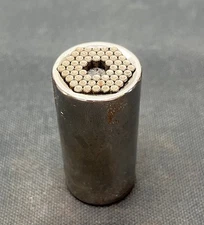 Endeavor Gator Grip Universal Socket 3/8" Drive 1/4"-3/4" 7mm-19mm USA