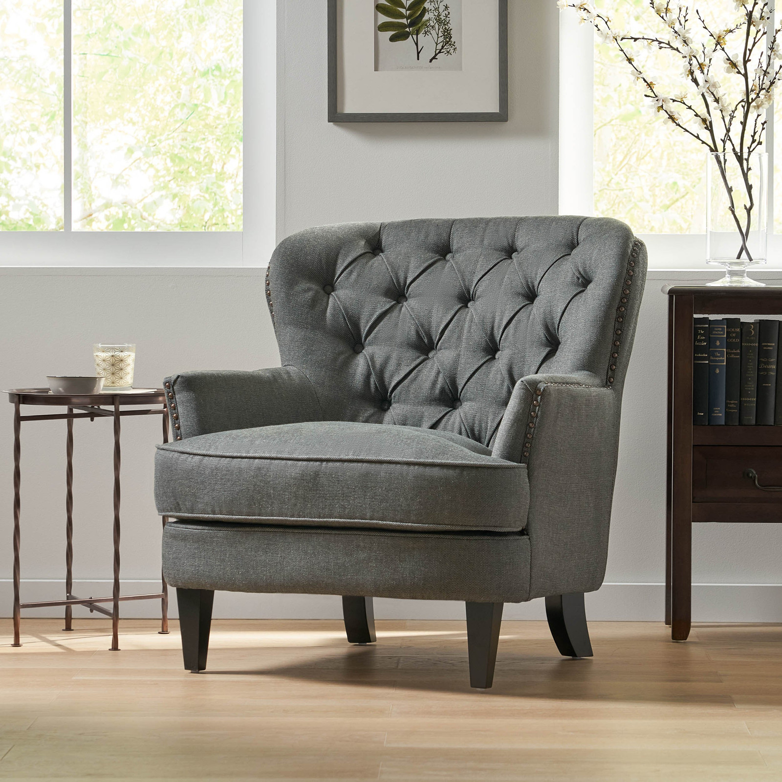 Tafton Club Chair - Modern Armchair for Stylish Living Room Furniture