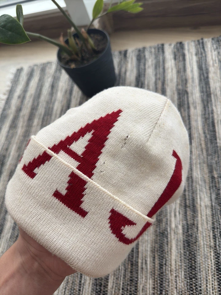 Винтажная шапка-бини Armani Jeans с большим логотипом один размер - Изображение 4 из 4