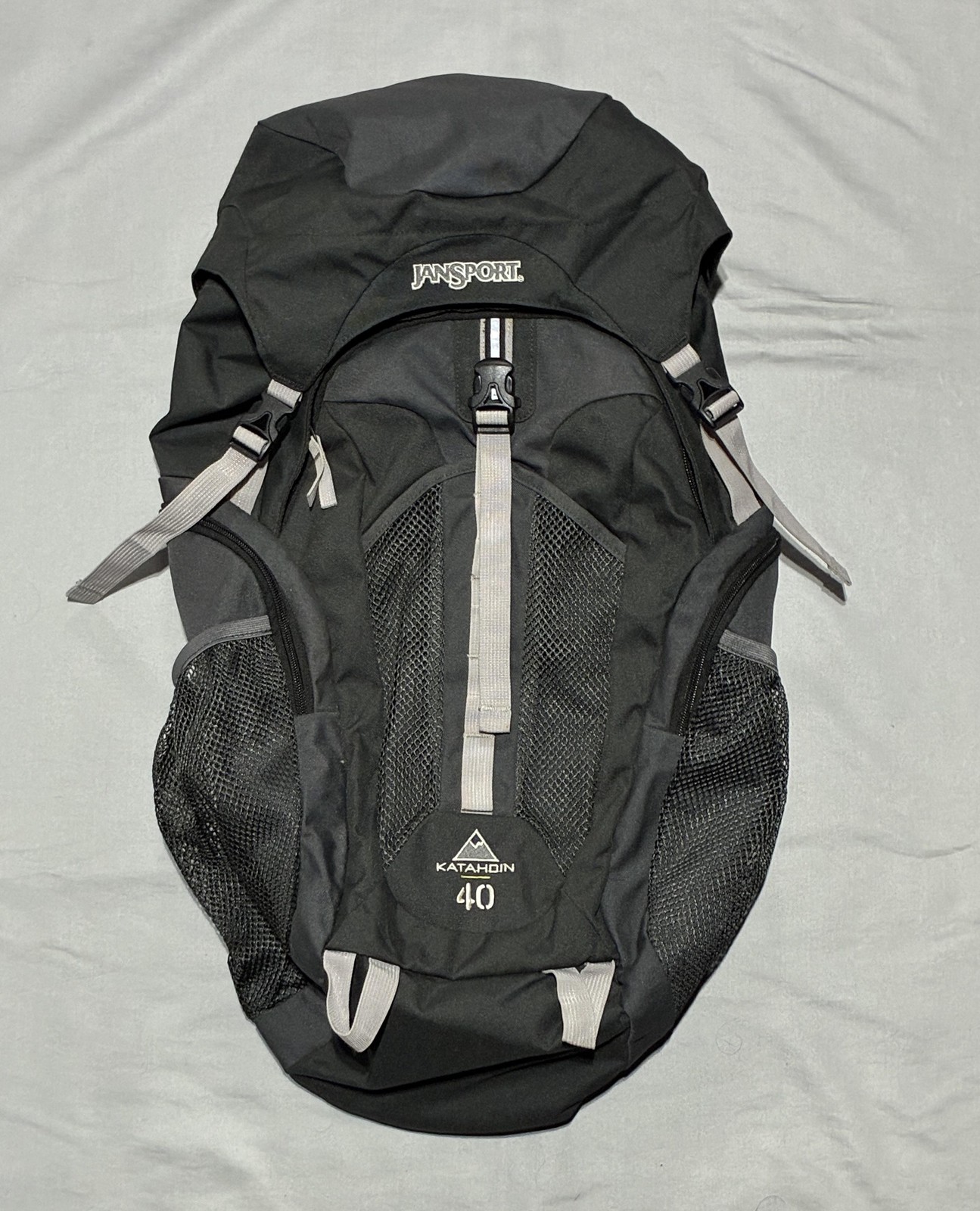JanSport Katahdin 40 Backpack Black 40L Hiking Backpacking Adjustable Pack Mens