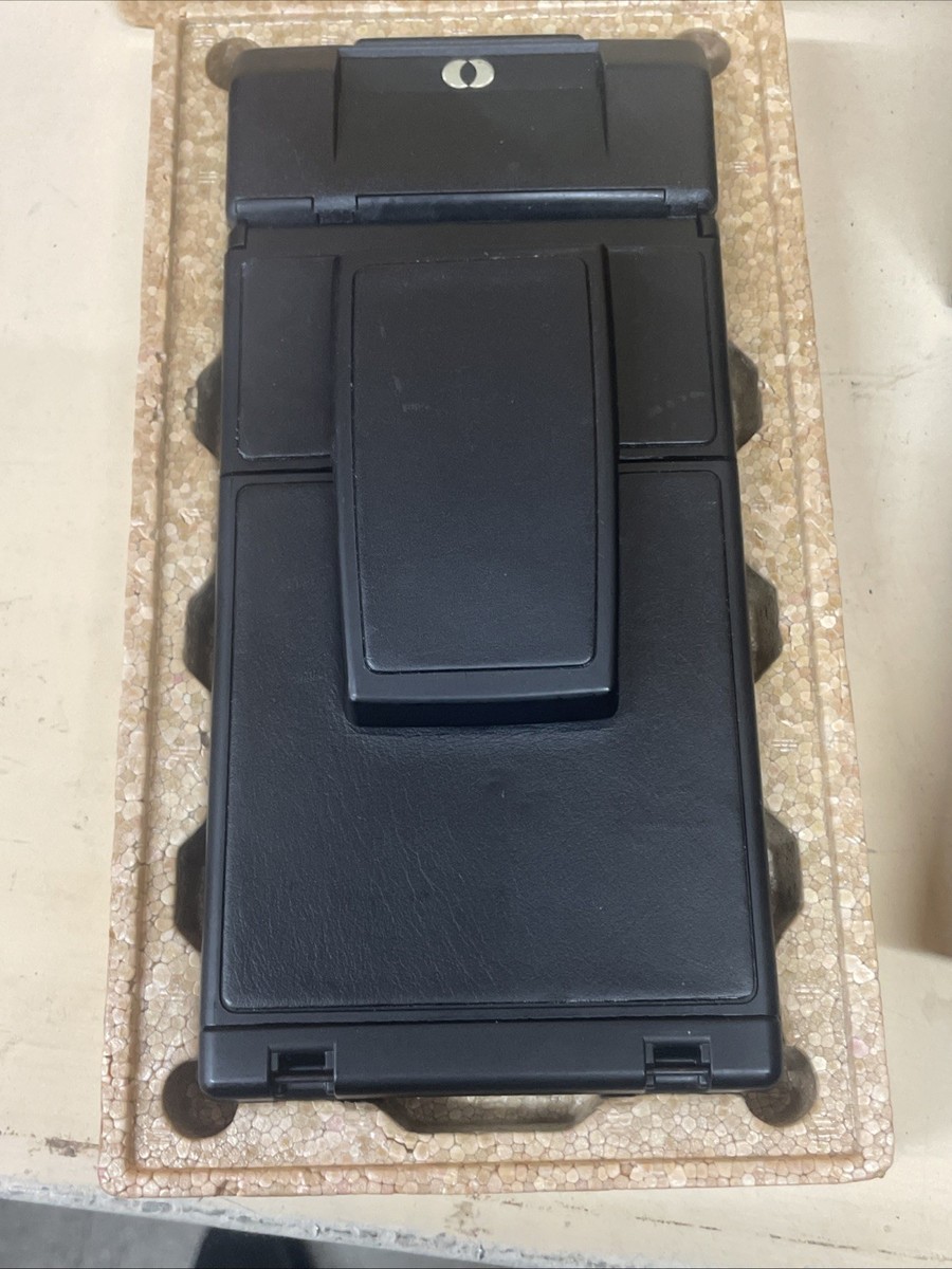 Rare Polaroid SX-70 Supercolor Autofocus Executive W/Microscope