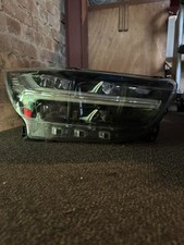 VOLVO XC40 GENUINE RIGHT DRIVER SIDE HEADLIGHT LED LAMP
