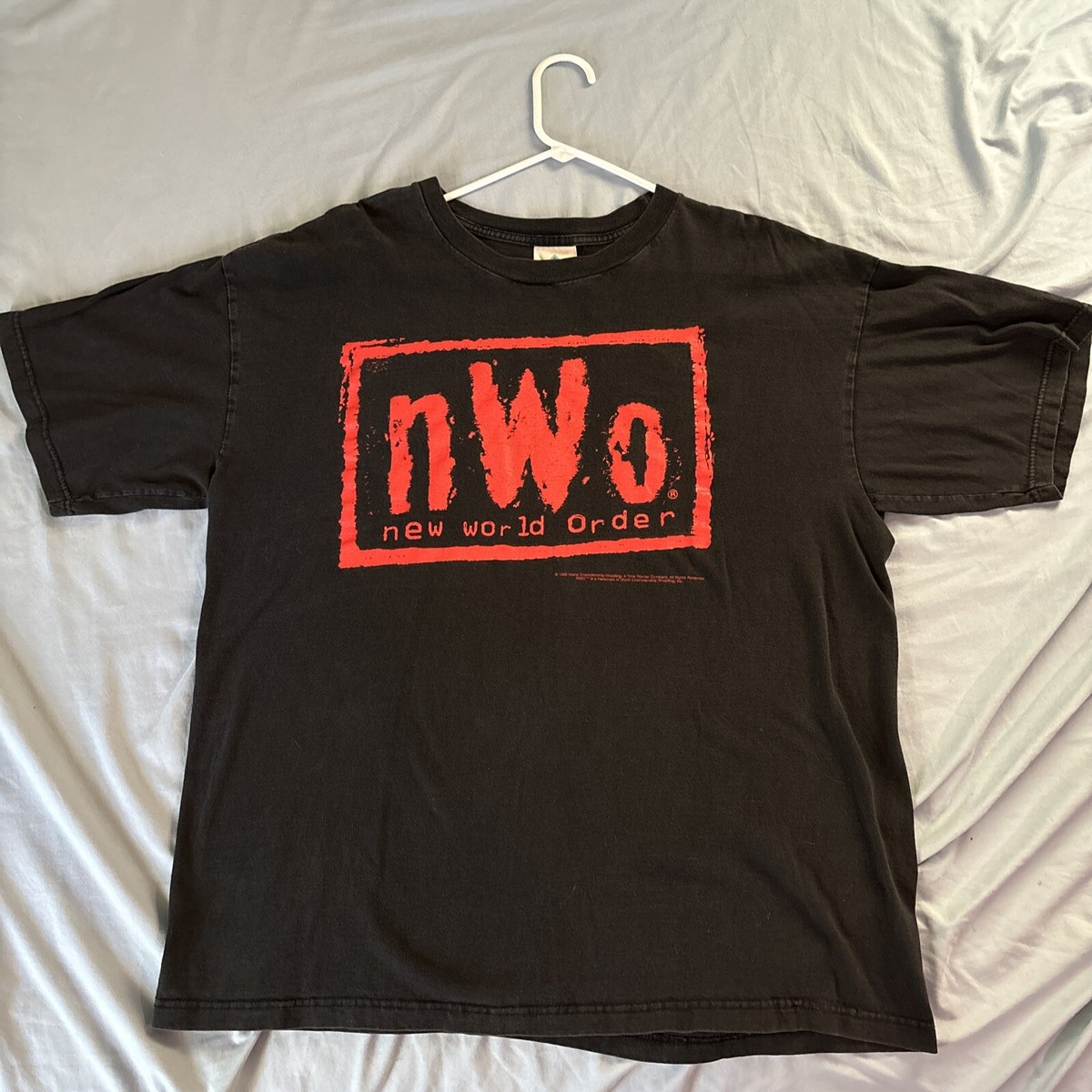 Vintage 1998 WCW NWO Wolfpac T-Shirt Bad Has Arrived And It