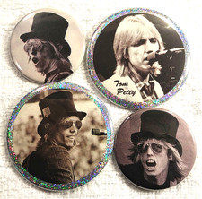 Tom Petty PIN BUTTON LOT 4 B/w Live Photo Top Hat In Concert Knebworth Festival