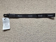 NOWOŚĆ Berksha 2thousandone Czarna smycz modne akcesoria do trzymania klucze, dowody tożsamości