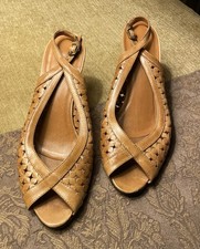 VINTAGE LEATHER PUMPS sz 7.5