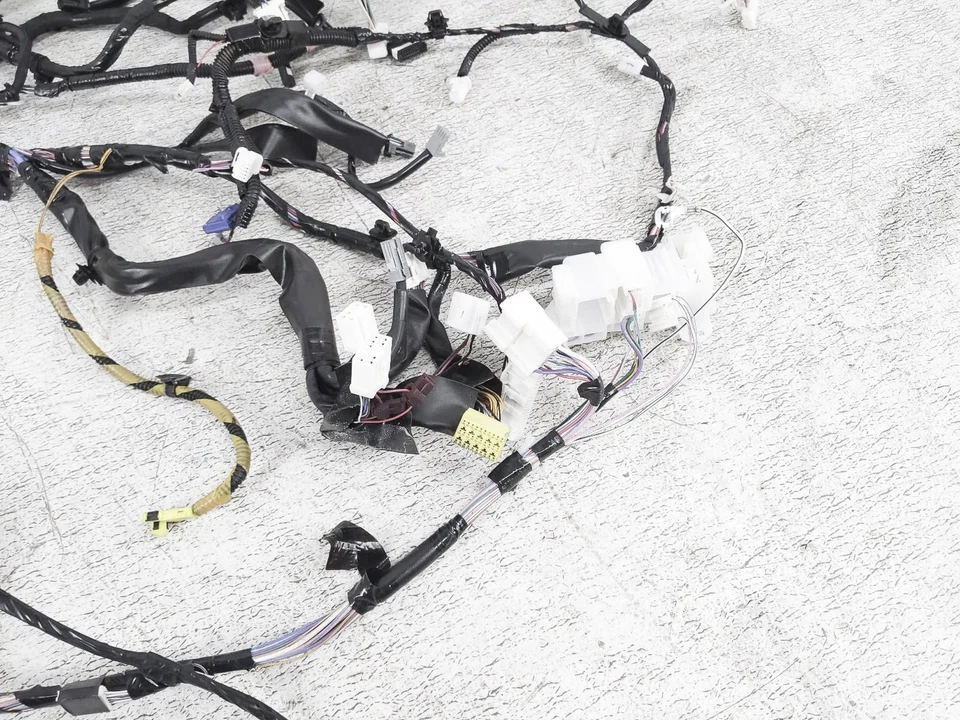 2016 Toyota Prius C Dash Instrument Wire Harnes 82145-52E45 - Image 3 of 4