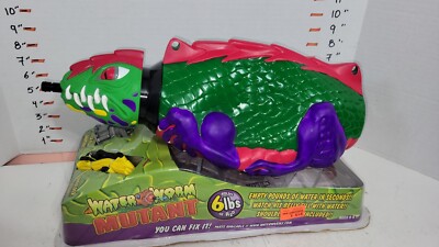 Water Worm Mutant Squirt Water Gun 2004 X-Concepts 6lb H2O Shoulder Strap - NEW