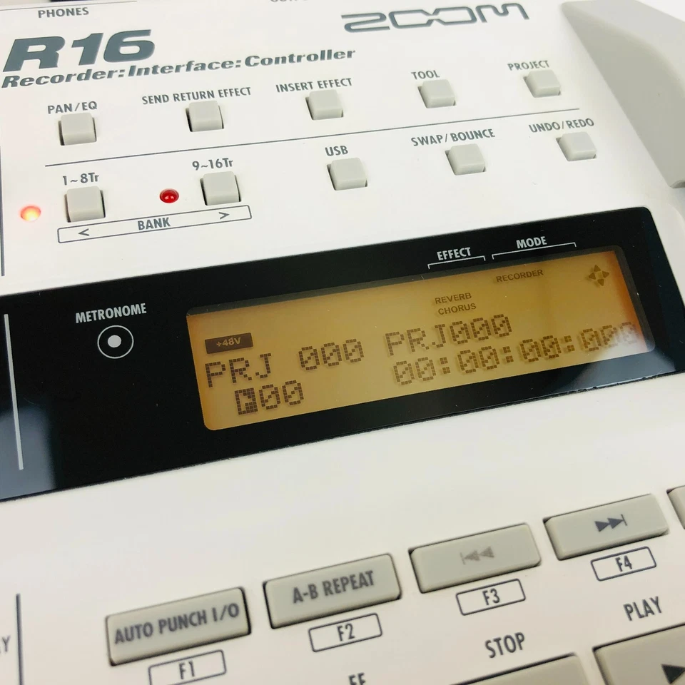 Zoom R16 Portable Multitrack Recorder Controller and Interface Japan Tested - Image 2 of 4