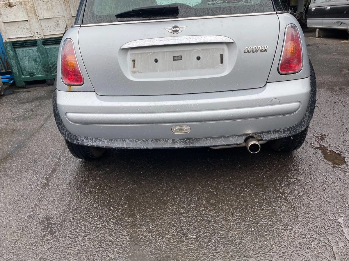 Mini One Cooper 2002 2006 rear bumper complete pure silver breaking 260