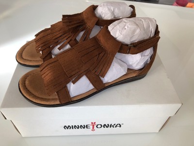 minnetonka girls sandals