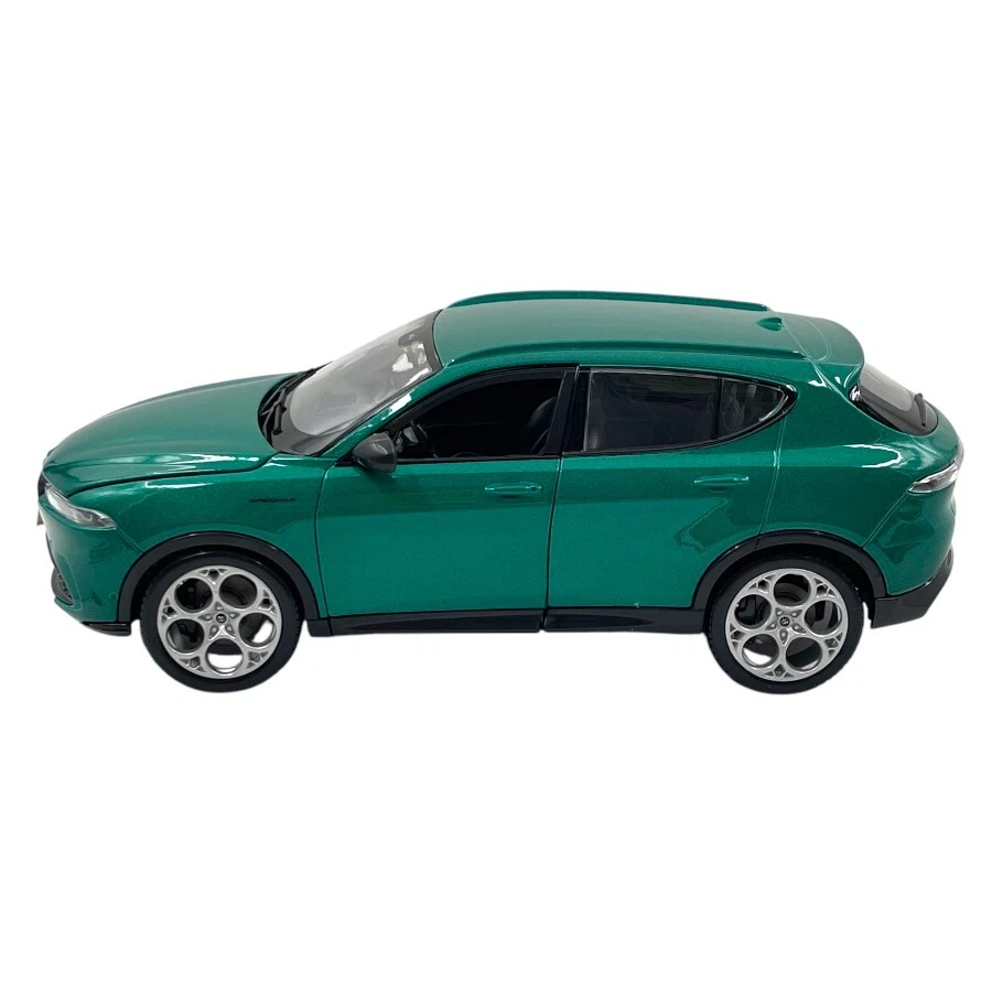 Alfa Romeo Tonale Green Modellino Auto Bburago 1/24 - Immagine 2 di 4