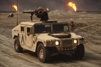 Desert Storm Photo --- US Humvee | eBay