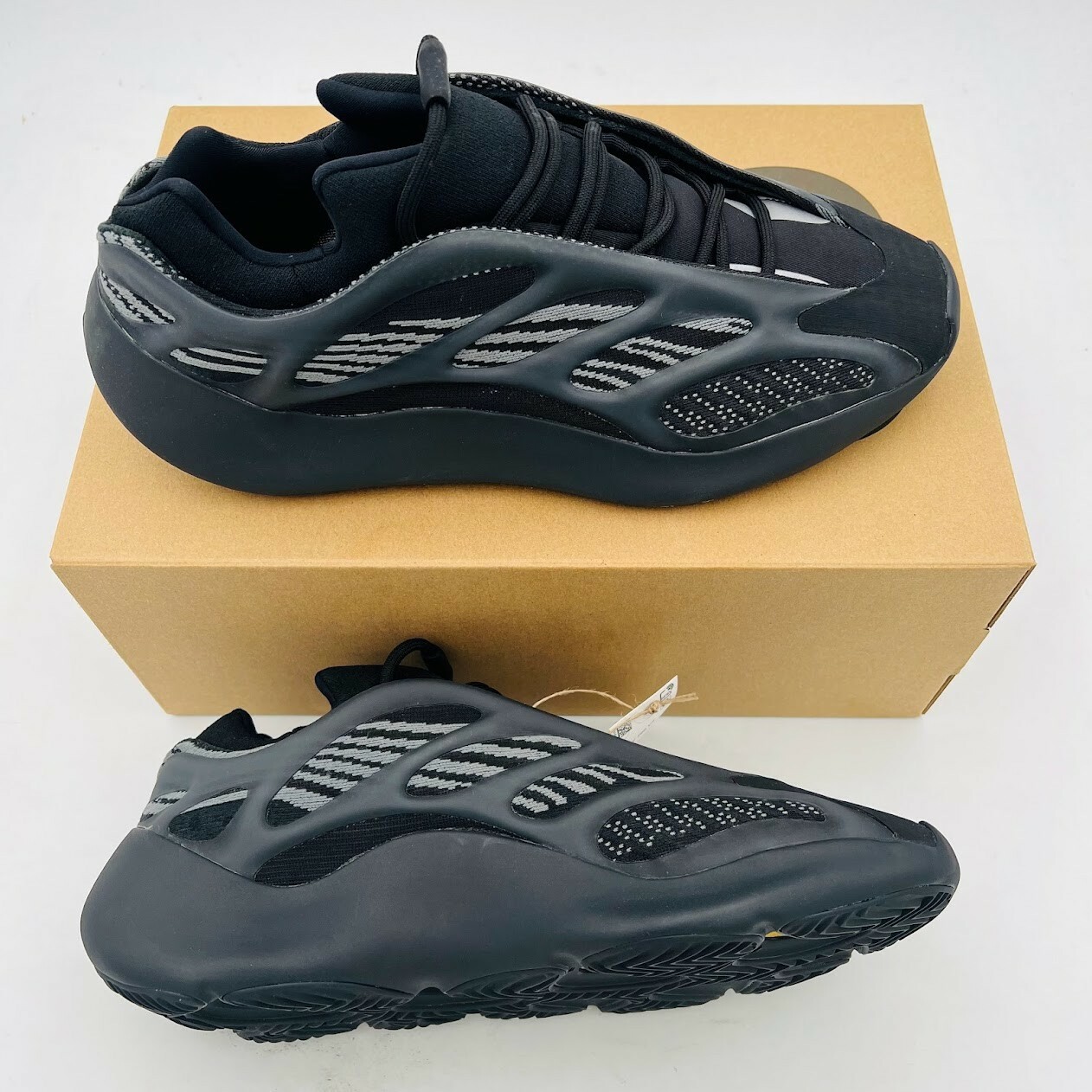 Size 13 - adidas Yeezy 700 V3 Dark Glow 