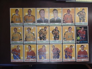 1970 71 OPC lot of 18 feat Montreal Canadiens & California Golden Seals w 1 RC.