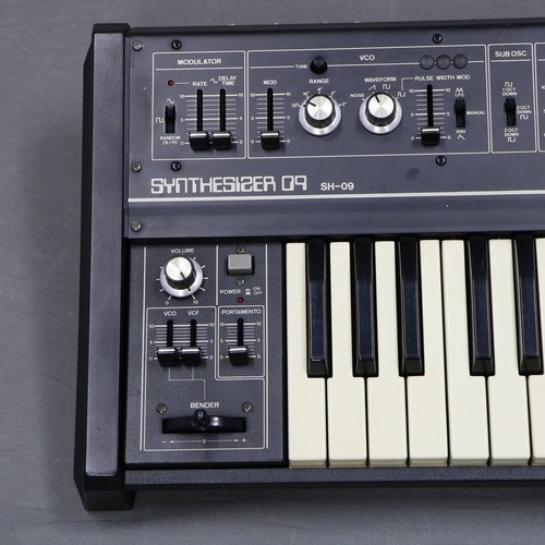 Roland SH-09 Monophonic Analog Synthesizer Vintage Black Tested Working - Picture 5 of 11