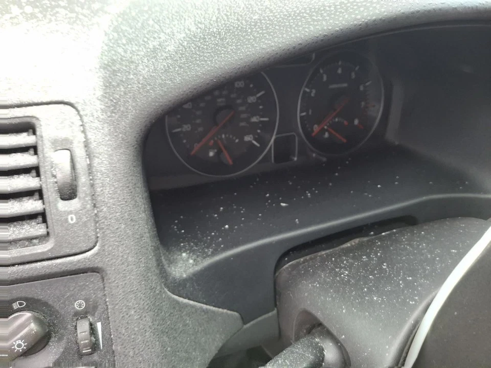 2008 VOLVO C70 ECM Electronic Control Module 2.5L FWD Used 156k Miles - Image 4 of 4