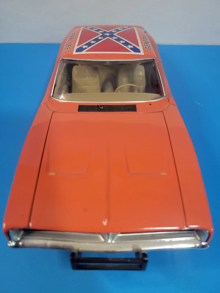 Vintage Ertl General Lee 1969 Dodge Charger Diecast Car 1981 Warner Bros 1:18 - Image 3 of 4